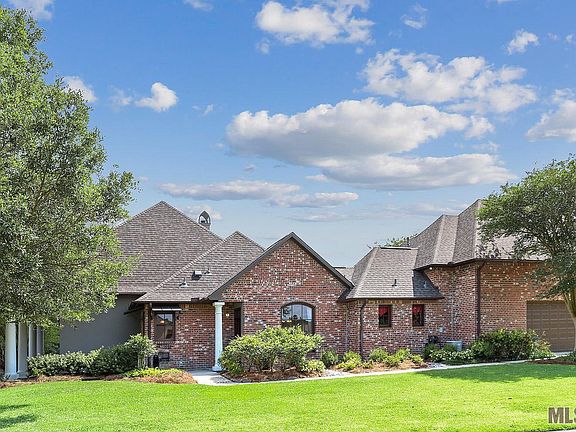 3rd image of 12377 Oak Brook Dr