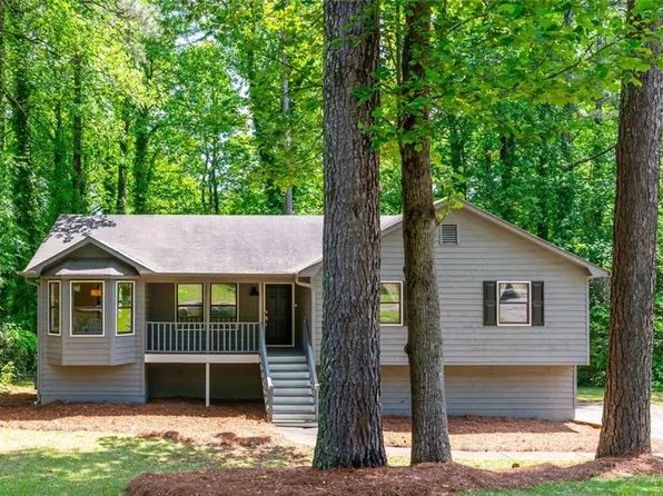 4674 Jamerson Creek Dr, Marietta, GA 30066