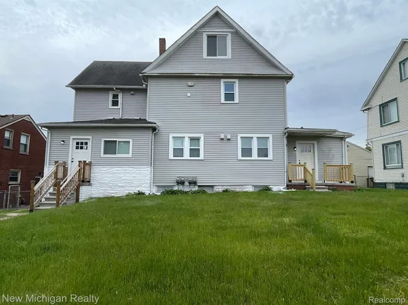 171 Davis St, Wyandotte, MI 48192