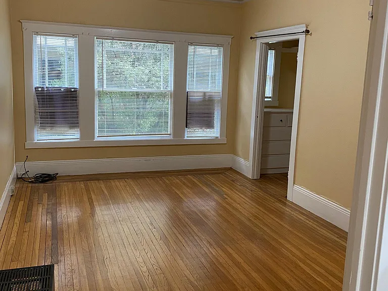 2535 Regent St #8 — Photo 8