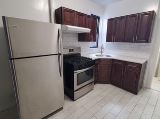 31-66 36th St #1F, Astoria, NY 11106