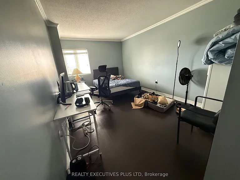 858 Commissioners Rd E #806 — Photo 20