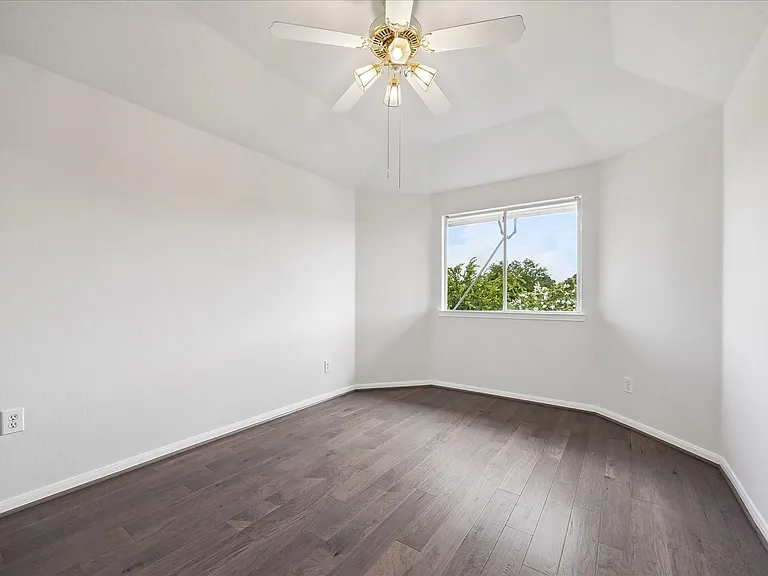 3214 Trotwood Ln — Photo 24