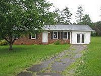 1st image of 115 Lois Ct