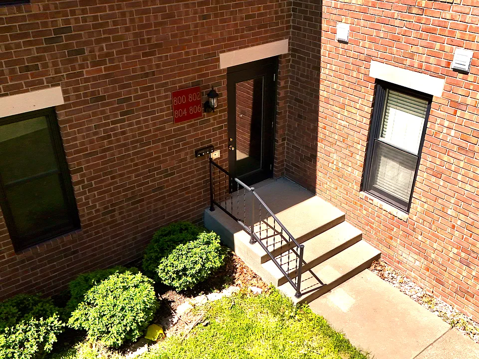 800 N Park Ave