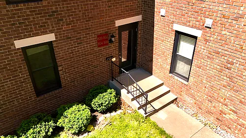800 N Park Ave Photo 1