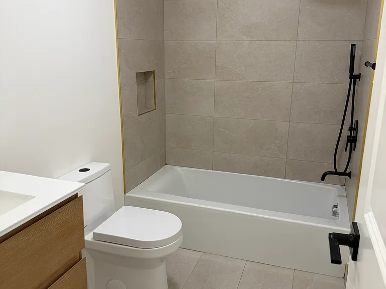 46 N Hamilton St #2 — Photo 8