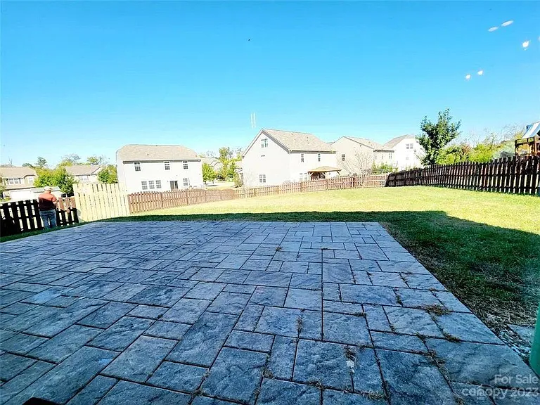 10420 Paisley Abbey Ln — Photo 9