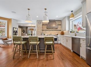 63 Menno St, Waterloo, ON N2L 2A6