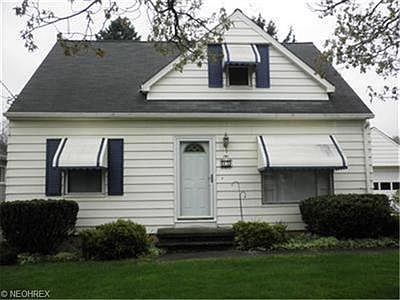 3rd image of 14 Oakwood Ave