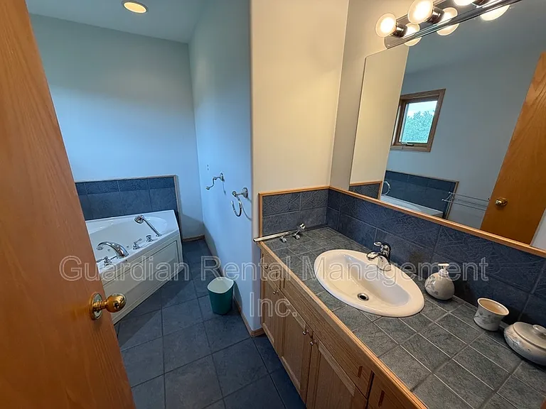 2196 Falconcrest Dr — Photo 19