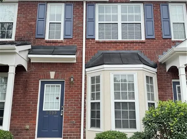 1599 Cove Creek Cir, Norcross, GA 30093
