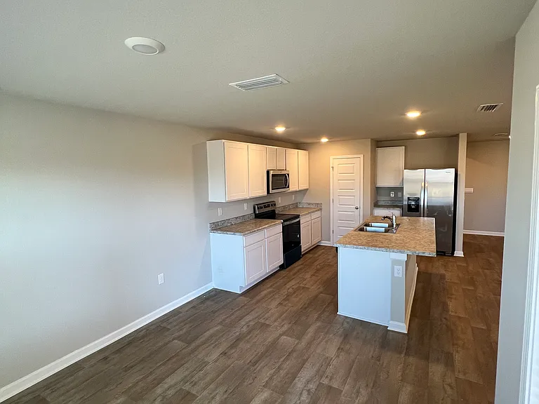 14443 Buttonwood Ln — Photo 6