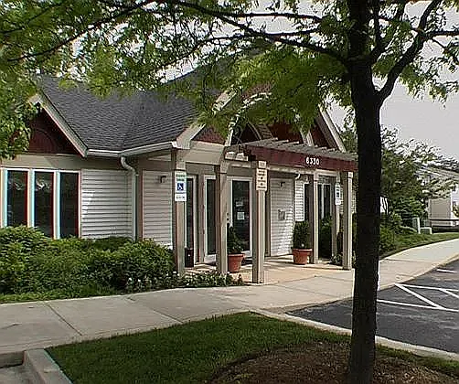 Orchard Club Apartments — Photo 4