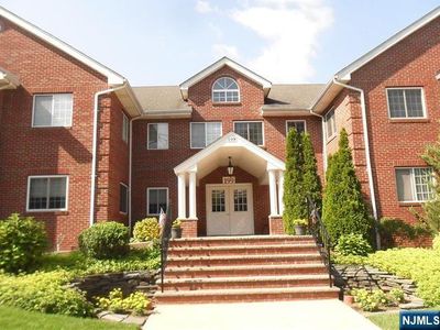 199 Union Ave APT 1E, Rutherford, NJ, 07070