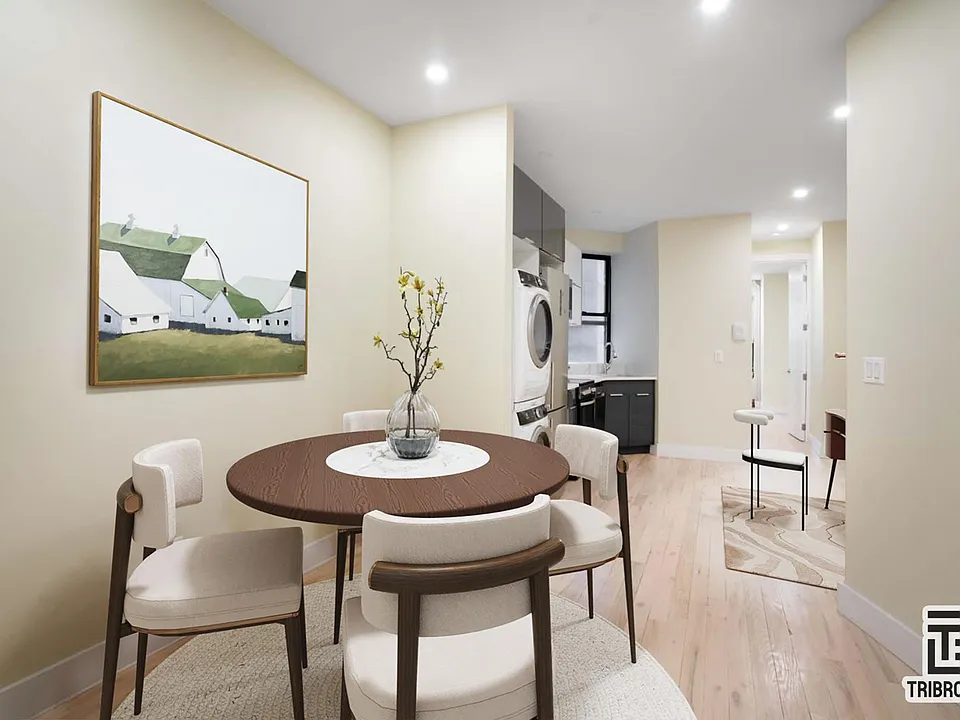 728 Amsterdam Ave #3B
