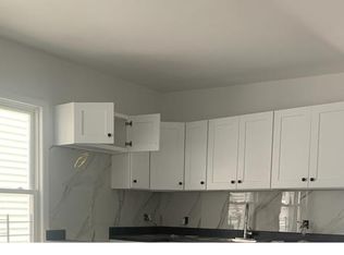 101 Maple St APT 4, Yonkers, NY 10701