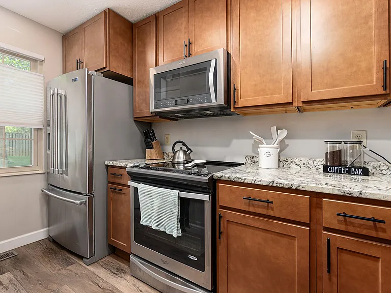 255 Foxtrail Pl — Photo 5