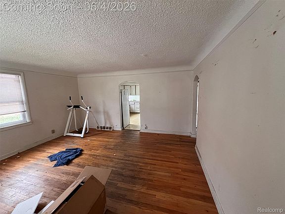 2nd image of 762 Miller Ave