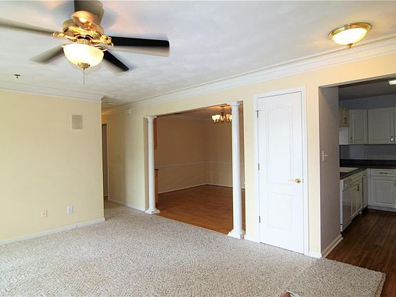5th image of 2221 Lesner Cres APT 200