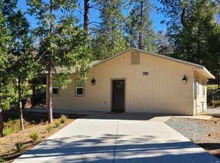 43086 Sierra Vista Ln, Oakhurst, CA 93644
