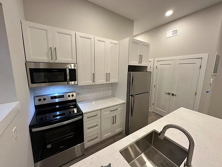 714 Maple St #1 — Photo 4