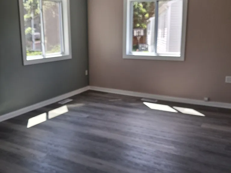 241 Jefferson Ave — Photo 10