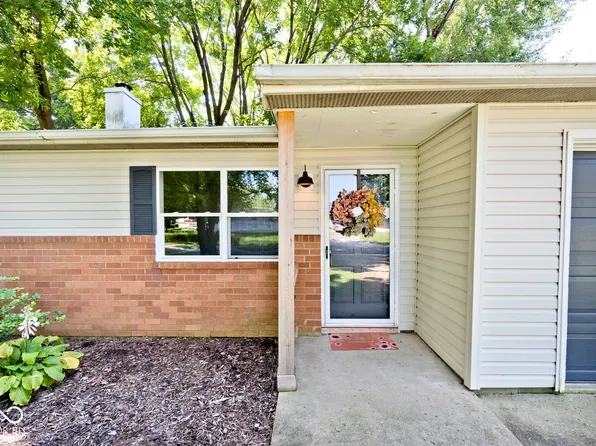 975 Rolling Hill Rd, Greenwood, IN 46142