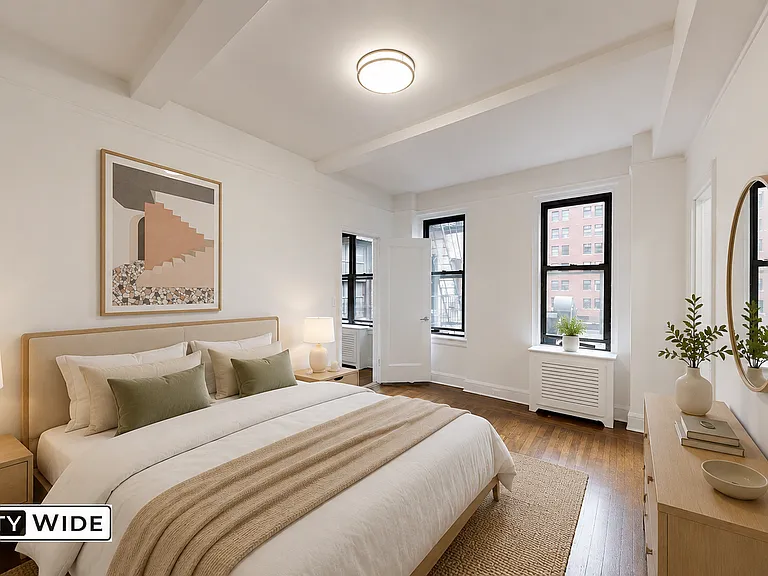 140 E 46th St #7K — Photo 2