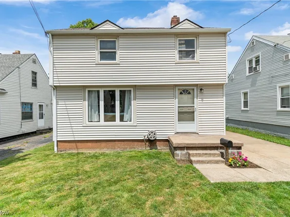 923 Davies Ave, Akron, OH 44306