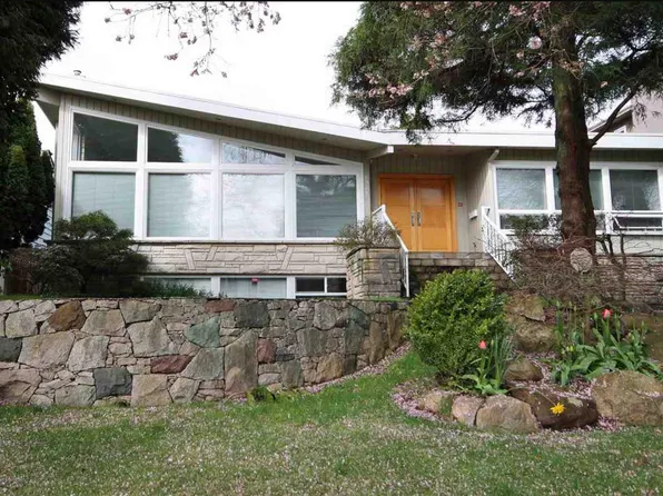 6921 Laurel St, Vancouver, BC V6P 3T6