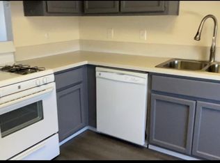 405 S Sunset St APT C, Ridgecrest, CA 93555