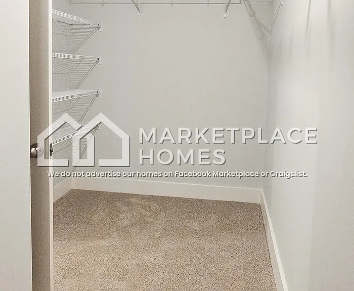 2070 Hyacinth Ln — Photo 22
