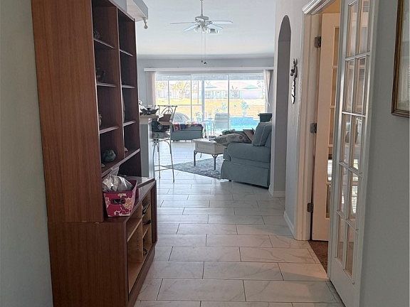 4th image of 1019 NW 24th Pl