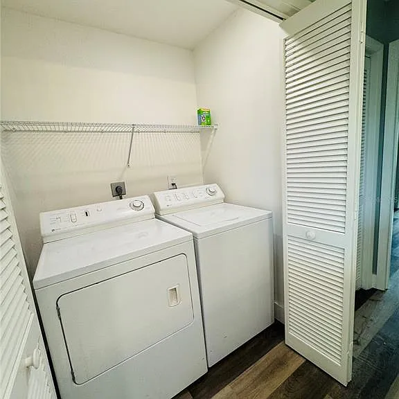 20 Lake Ct — Photo 13