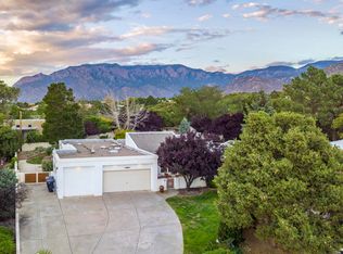 4620 Larchmont Dr NE, Albuquerque, NM 87111