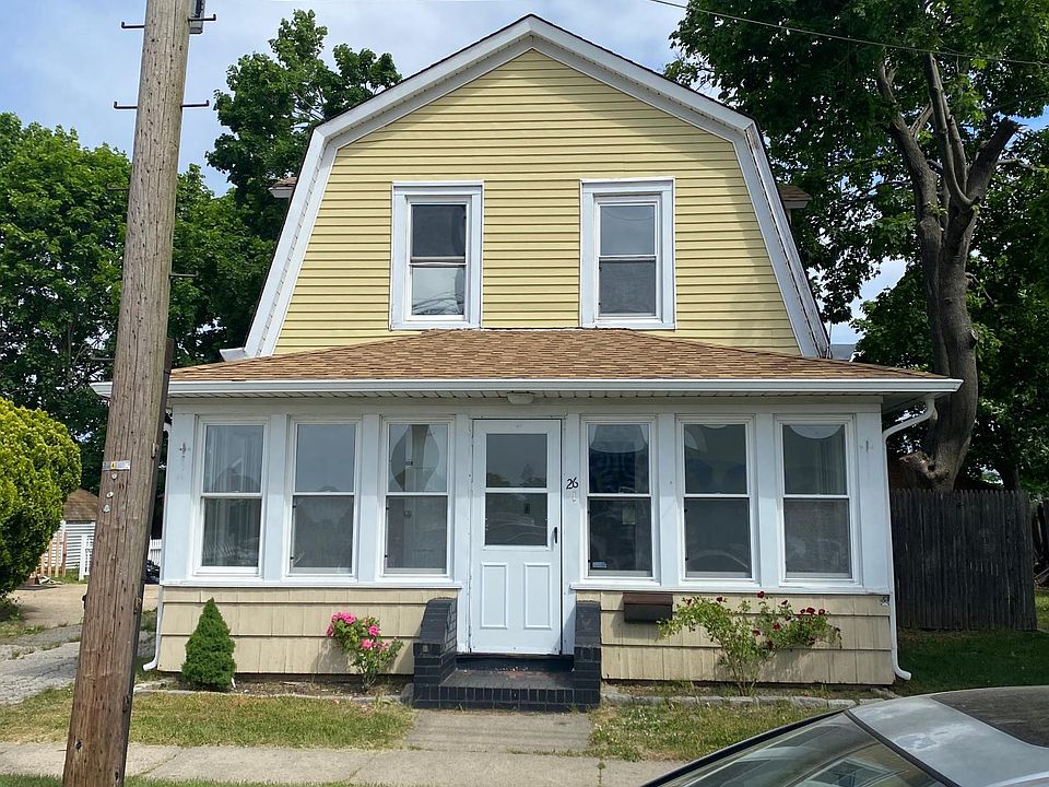 1st image of 26 1st St