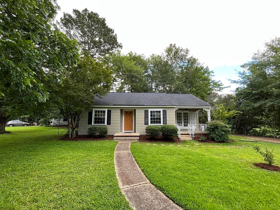 1st image of 504 Overstreet Dr