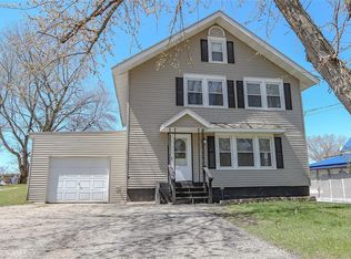 1321 42nd St SE, Cedar Rapids, IA 52403