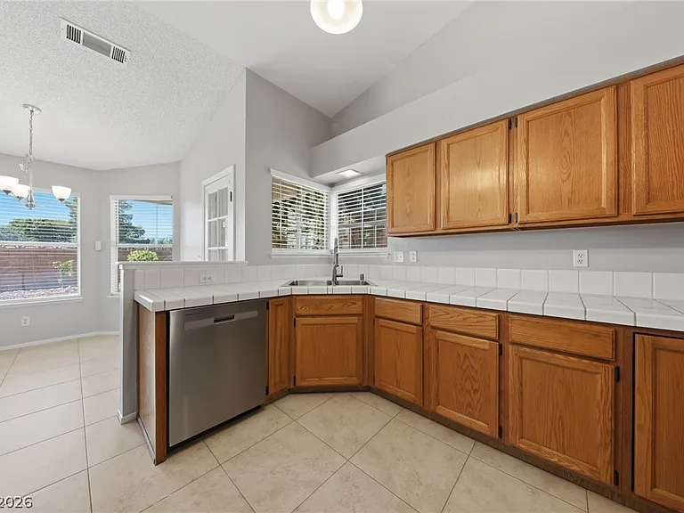 735 Stonecliff Way — Photo 11