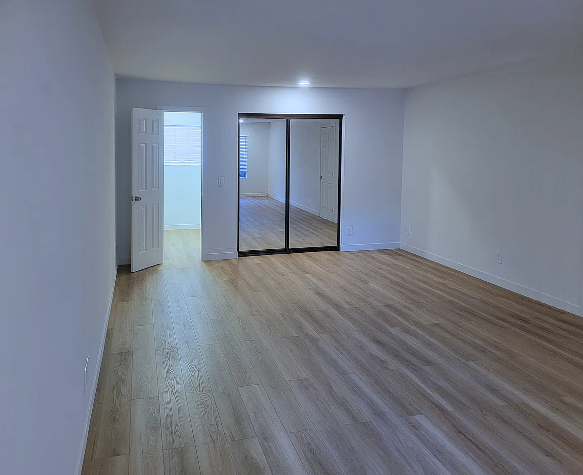 Studio, 544 sqft, $2,050 — Photo 1