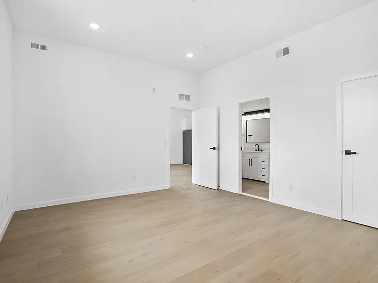 Atlas Lofts — Photo 44