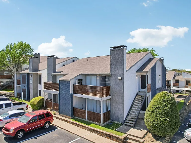 Don't Miss Out Biltmore Homes Leasing Fast — Photo 141