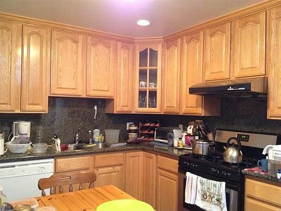 3rd image of 269 Saint Charles Ave