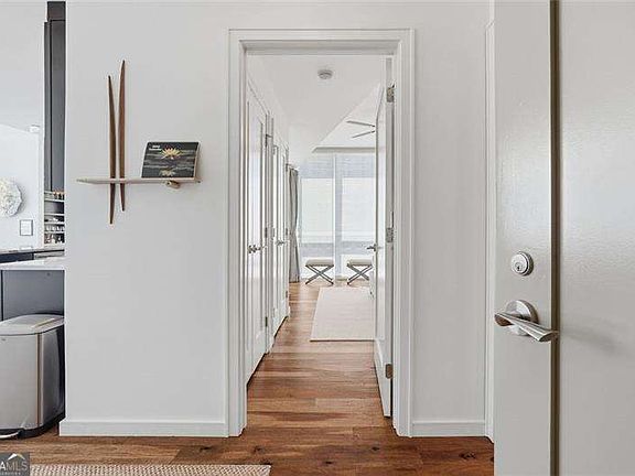 3rd image of 3325 Piedmont Rd NE Unit 1607