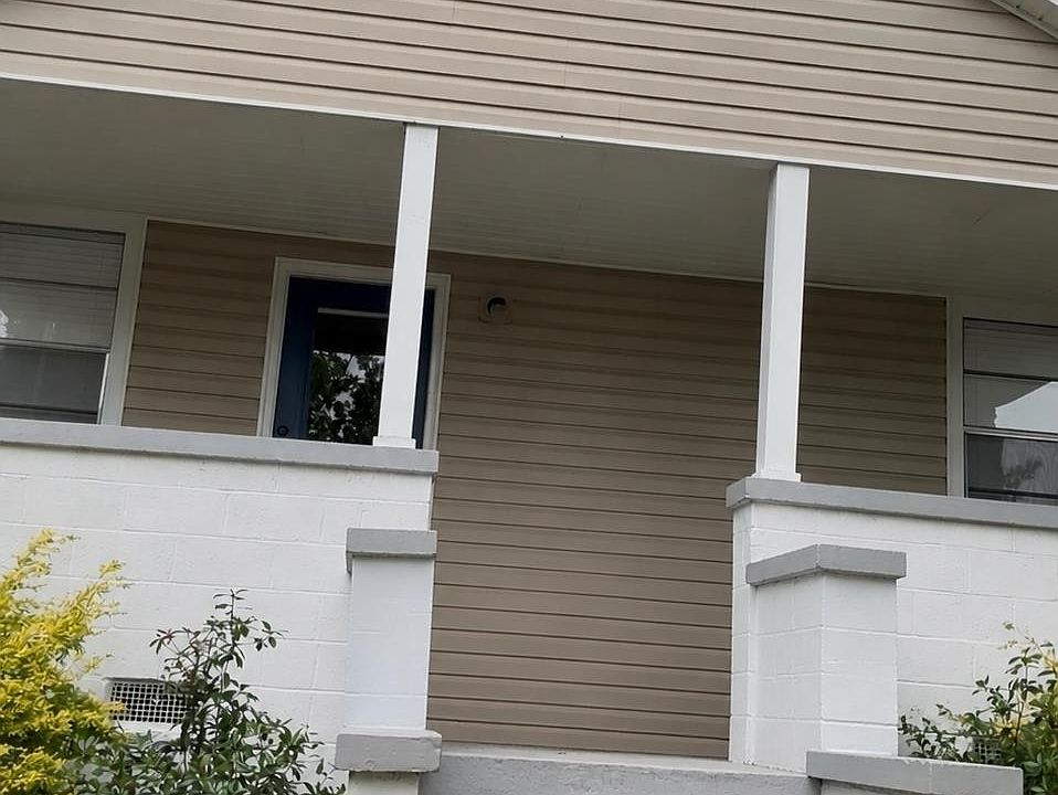 1st image of 705 28th St N