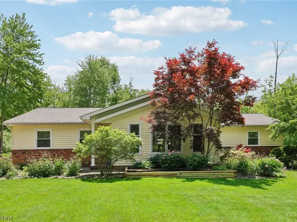 1250 Crackel Rd, Aurora, OH 44202