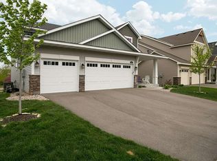 11096 Anvil Curv, Woodbury, MN 55129