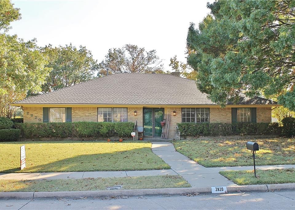 1st image of 2820 Forest Grove Dr