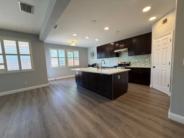 5418 Halas Ct, Elk Grove, CA 95757
